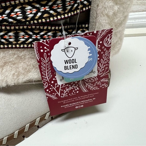 Muk Luks‎ Boots Womens 7 Stone Gray Suede Cuffed Water Repellent Montauk New - Picture 7 of 13